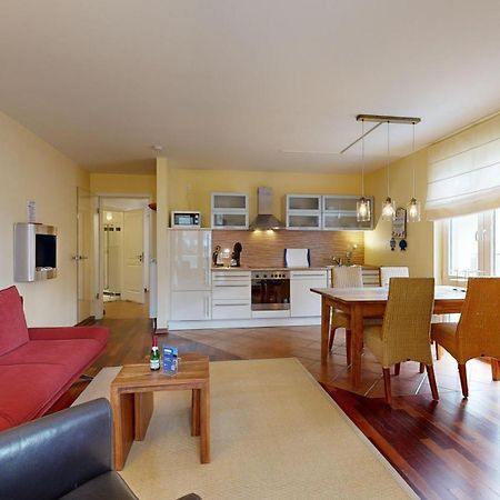 Strandnahe Fewos Mit 2 Schlafzimmern Und Balkon, Residenz Prorer Wiek, บินซ์ ภายนอก รูปภาพ