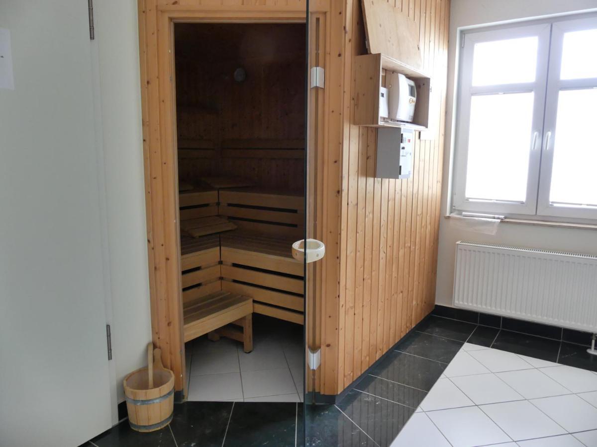 Strandnahe Fewos Mit 2 Schlafzimmern Und Balkon, Residenz Prorer Wiek, บินซ์ ภายนอก รูปภาพ